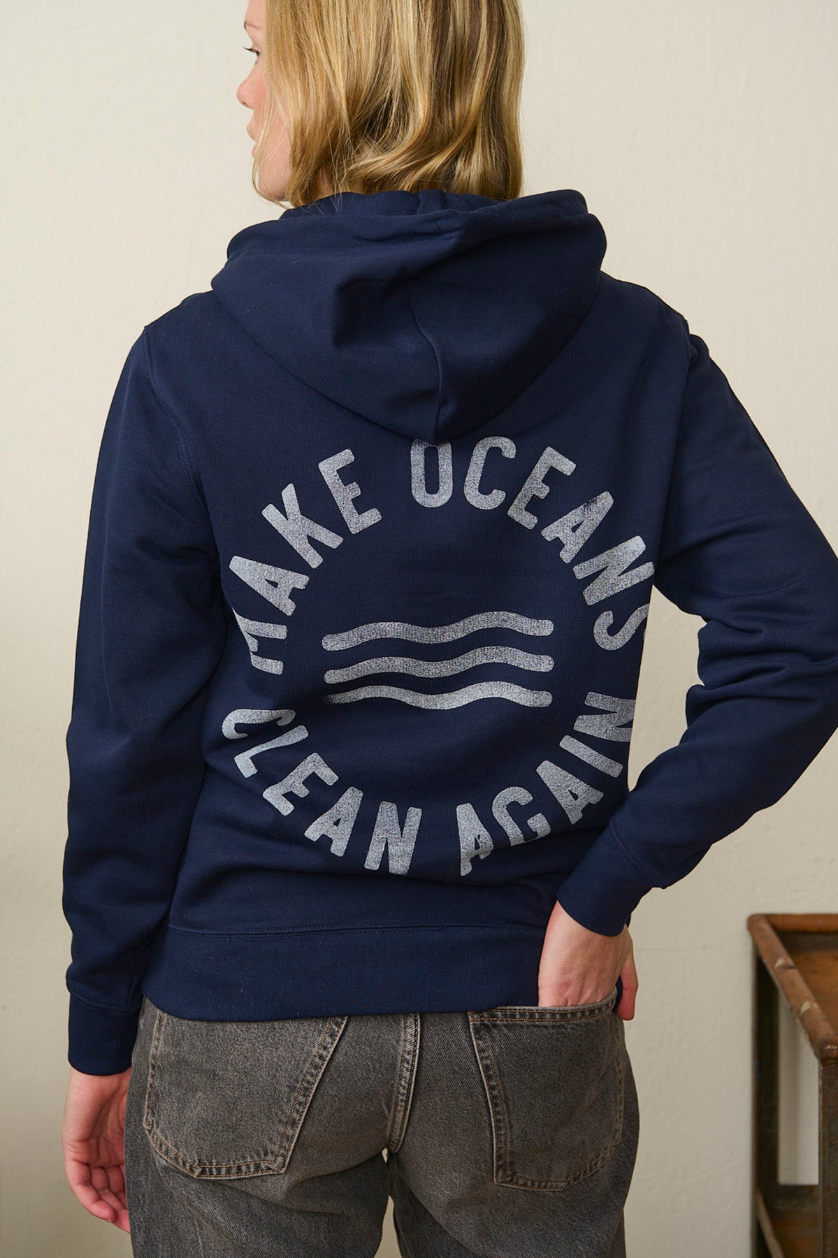 Hoodie "Make Oceans Clean Again"