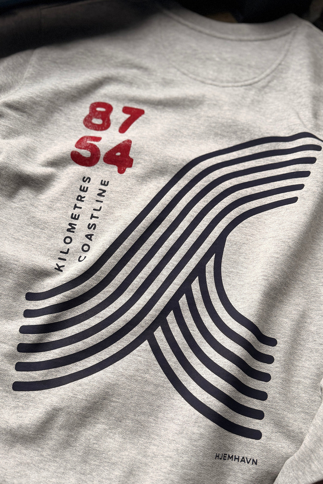 Sweatshirt „8754 KM of Coastline“