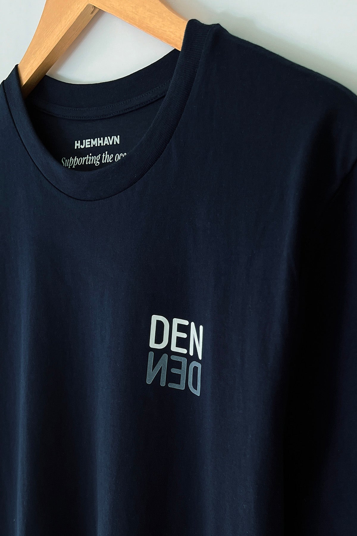 Tee "DEN"