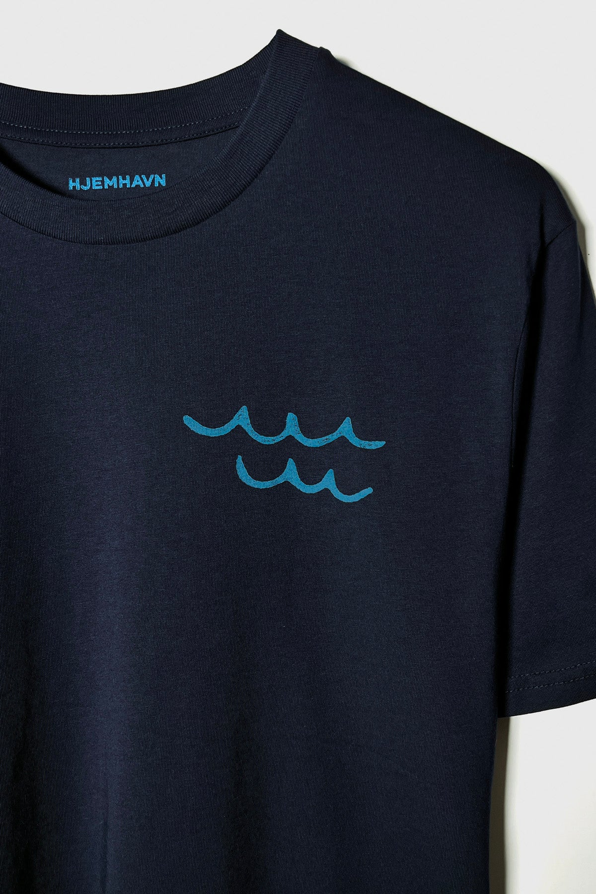 Tee "The Waves"