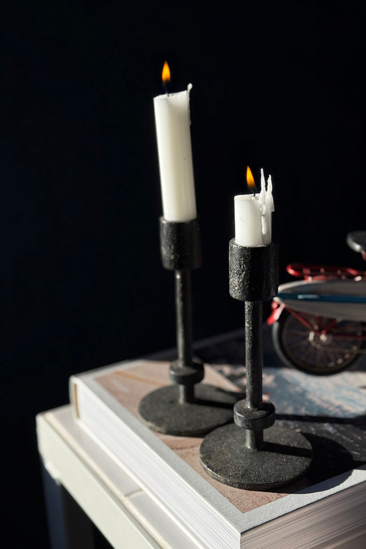 Lysestager - Støbejern (2 stk)