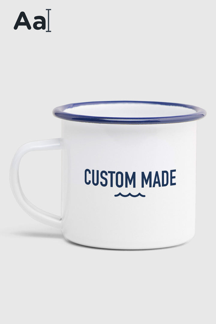 Emaille-Becher mit Wunschname (Blauem rand)