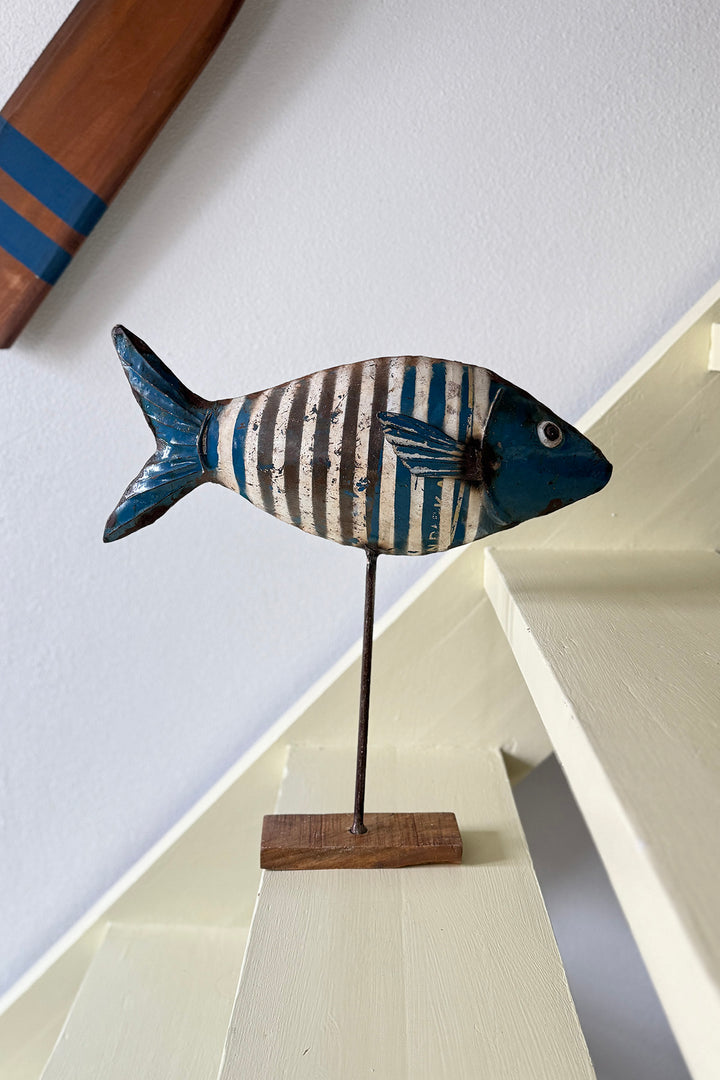 Fisk på fod - Recycled Metal