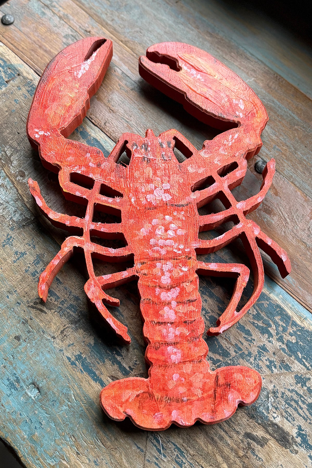 Handbemalter Holzhummer