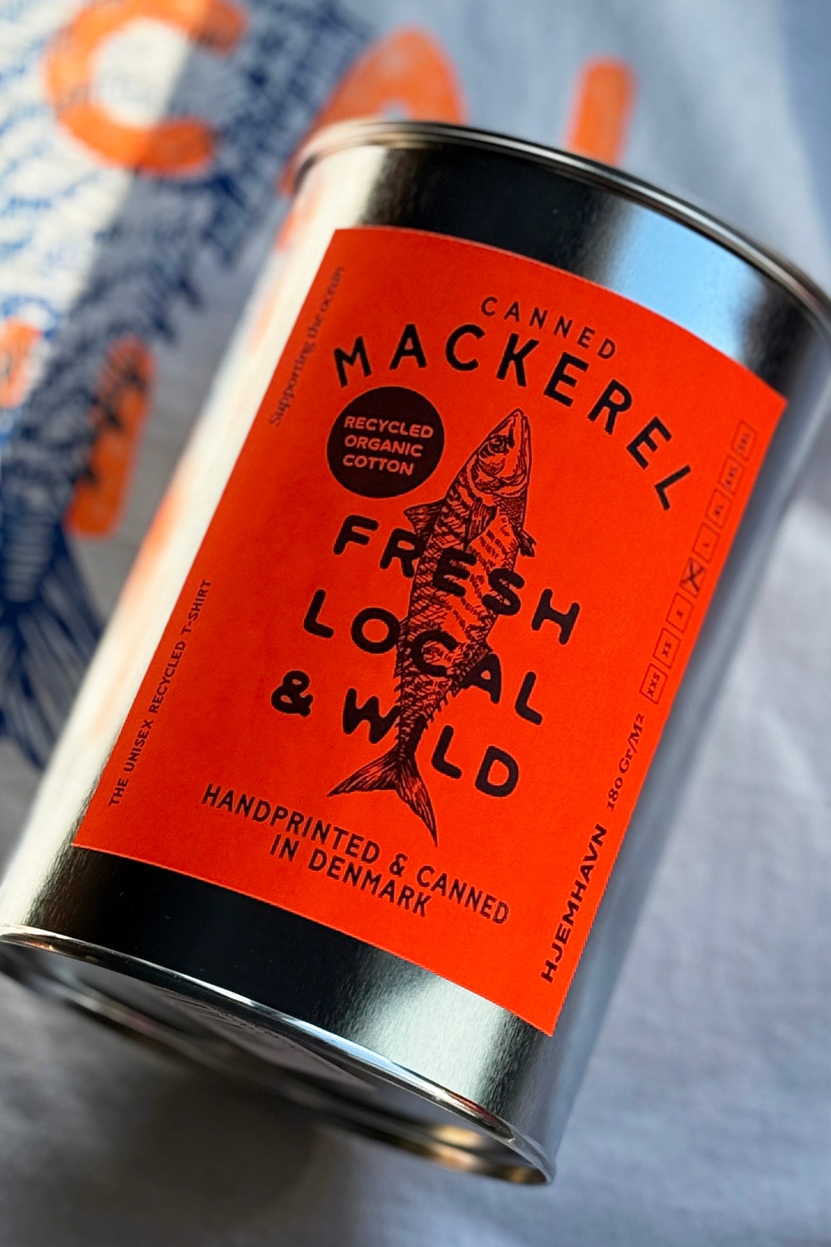 Tee "Makrele aus der Dose"