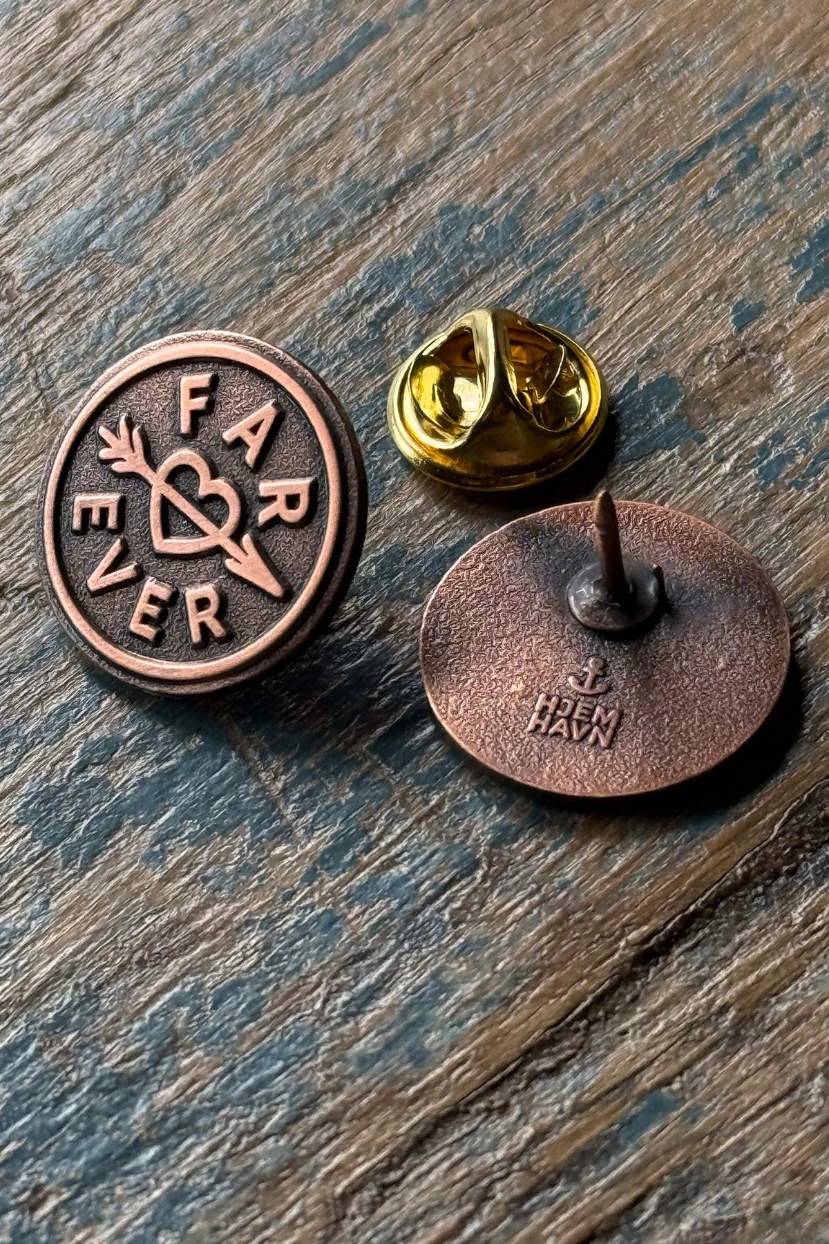 Emaille-Pin - "Farever"