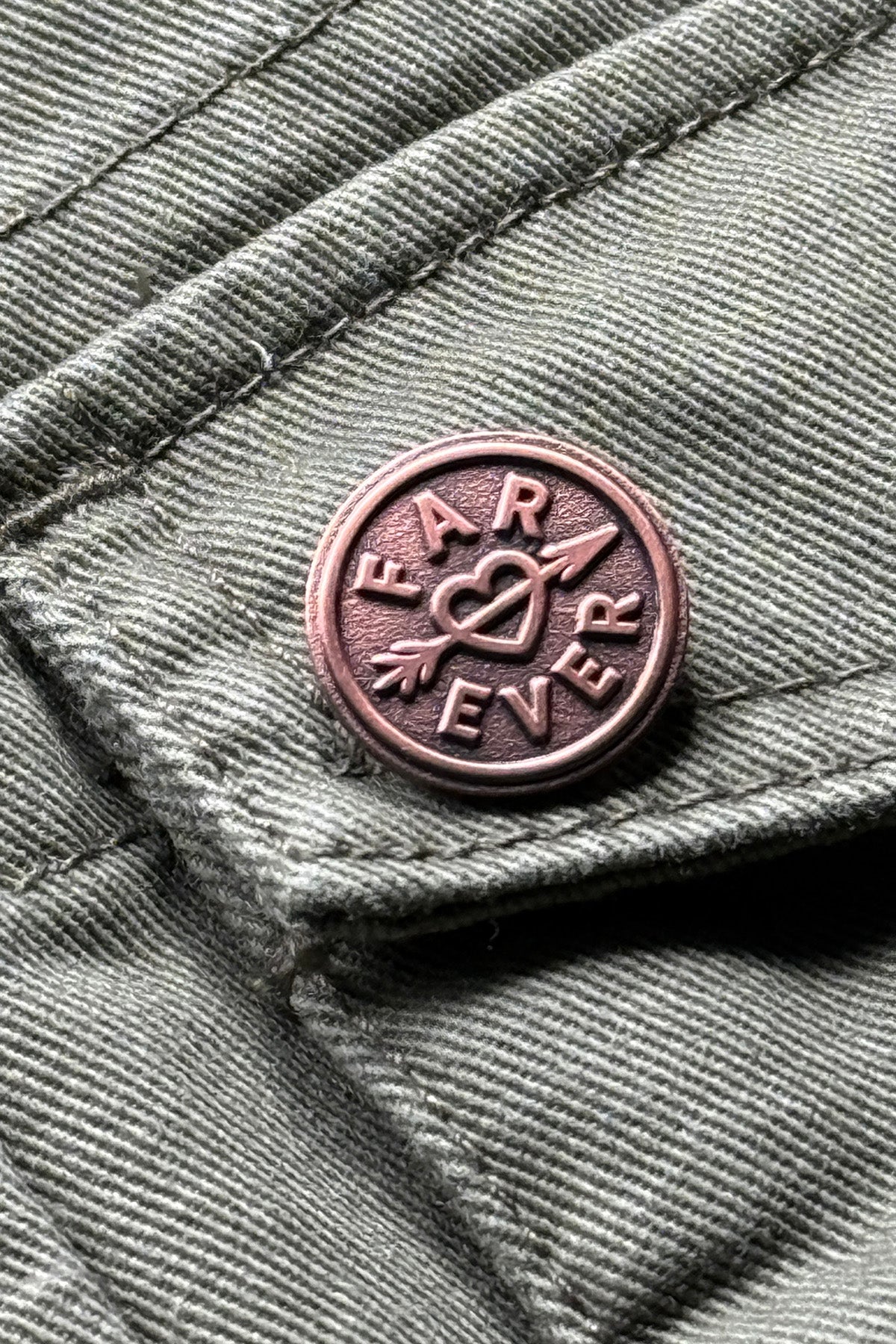 Emaille-Pin - "Farever"