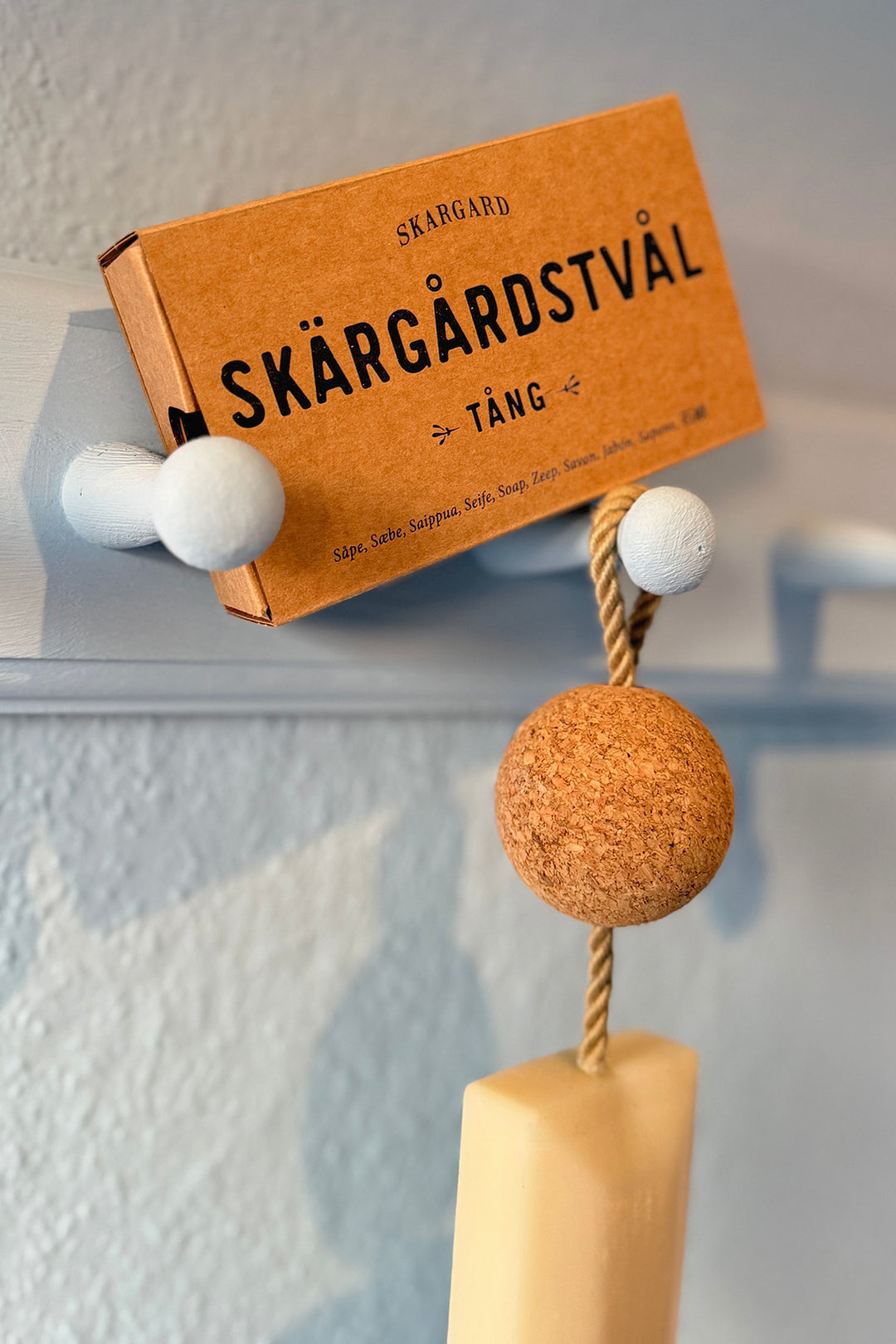 Seife mit Faden und Schwimmer