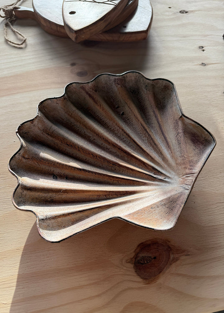 Muschelschale aus Zinn