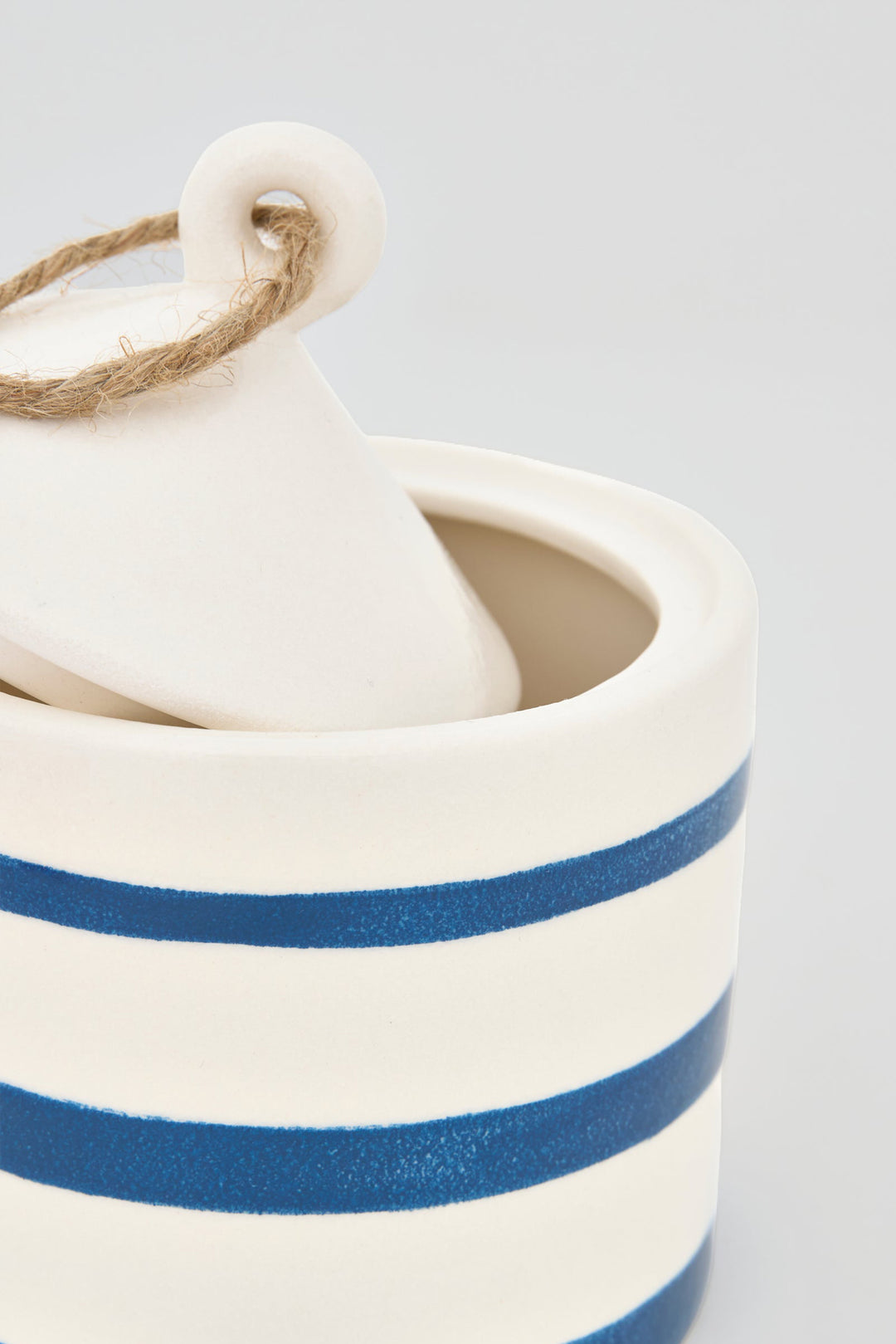 Steingutkrug "Striped"