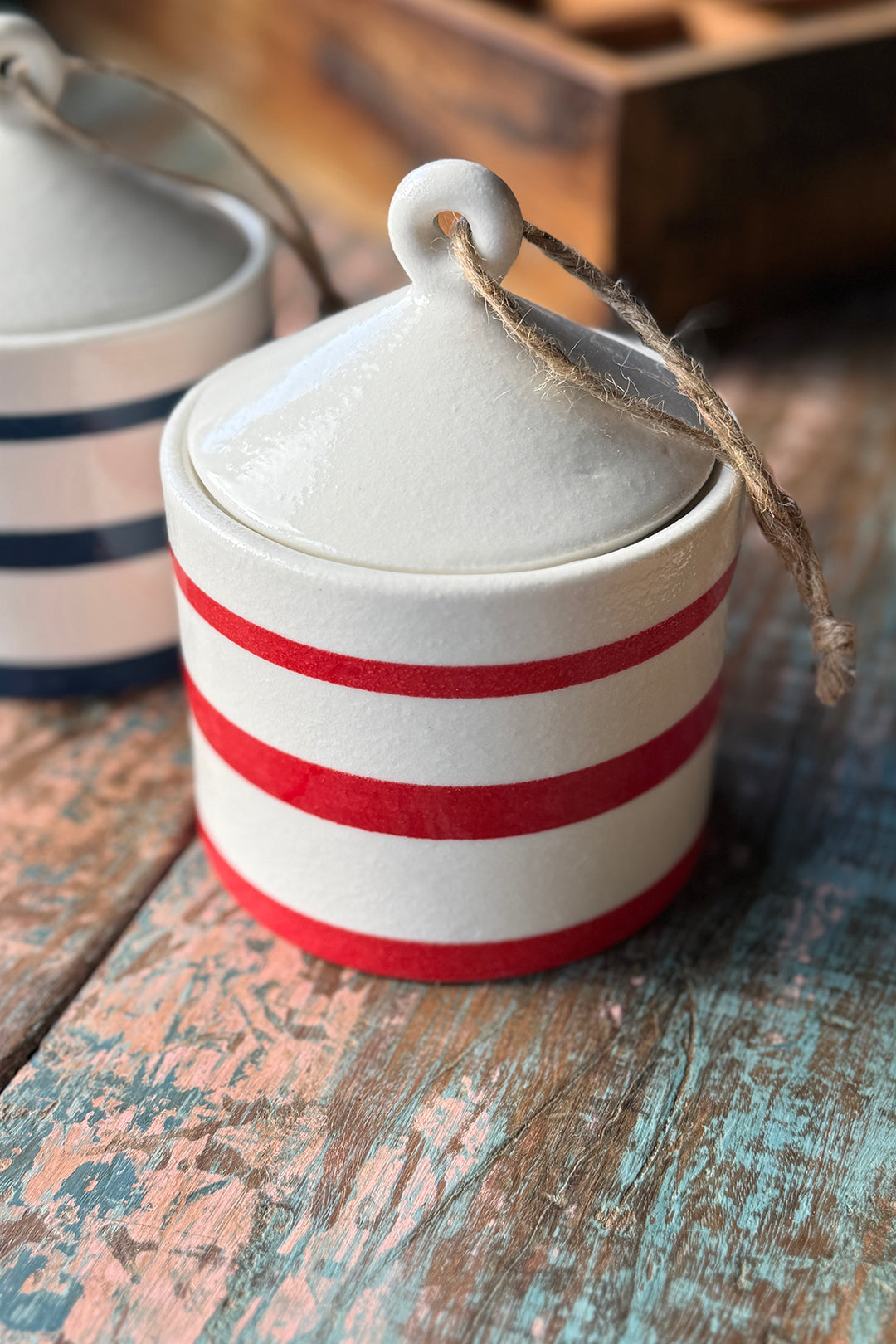 Steingutkrug "Striped"