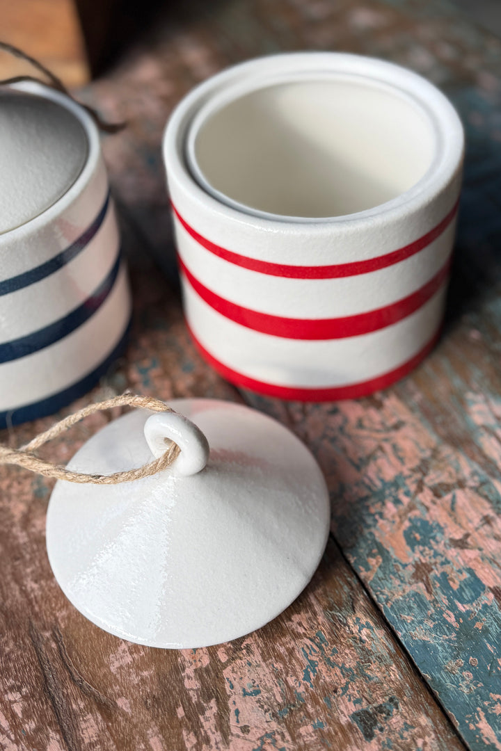 Steingutkrug "Striped"