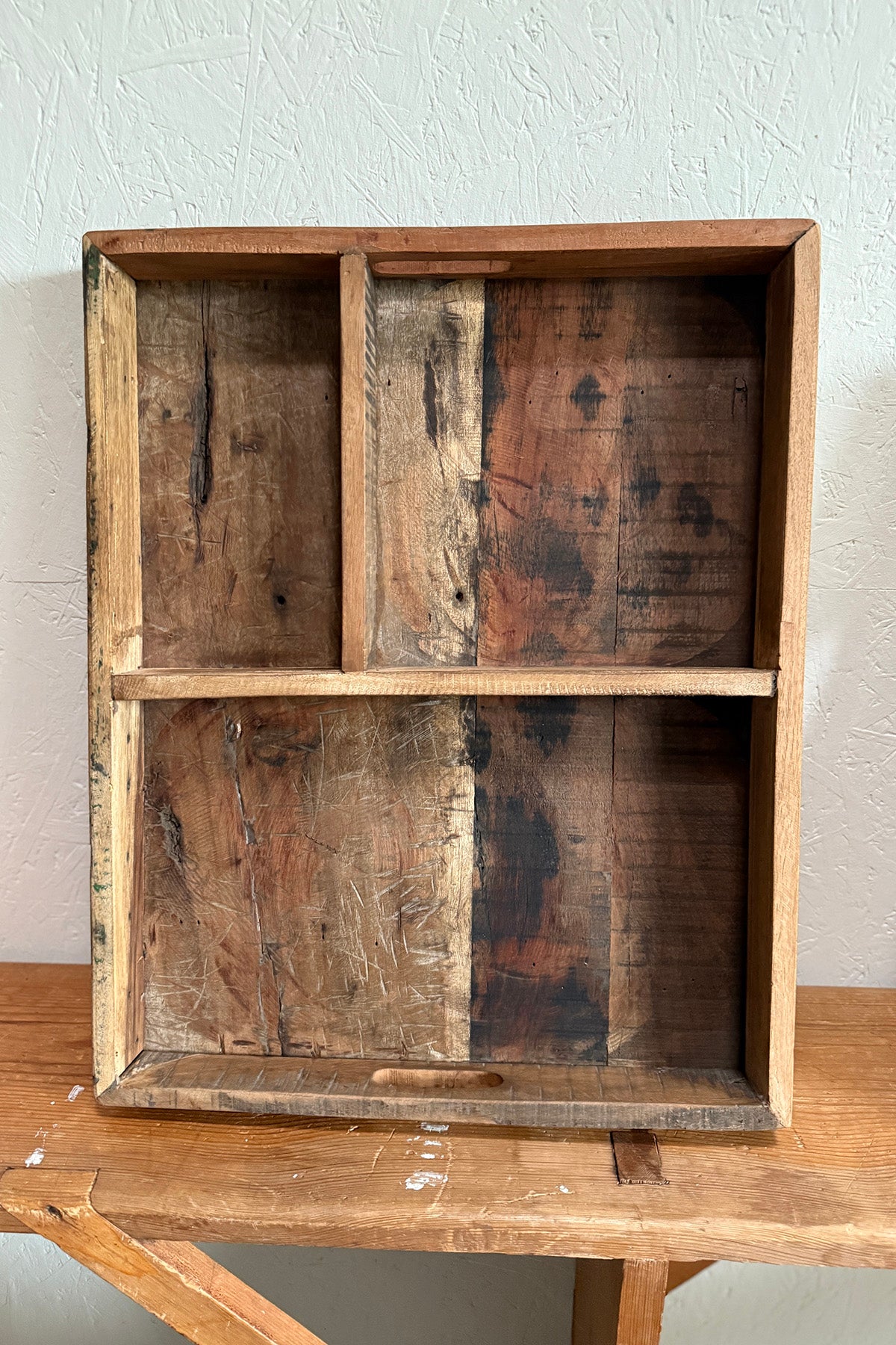 Holztablett mit Fächern - Recyclingholz
