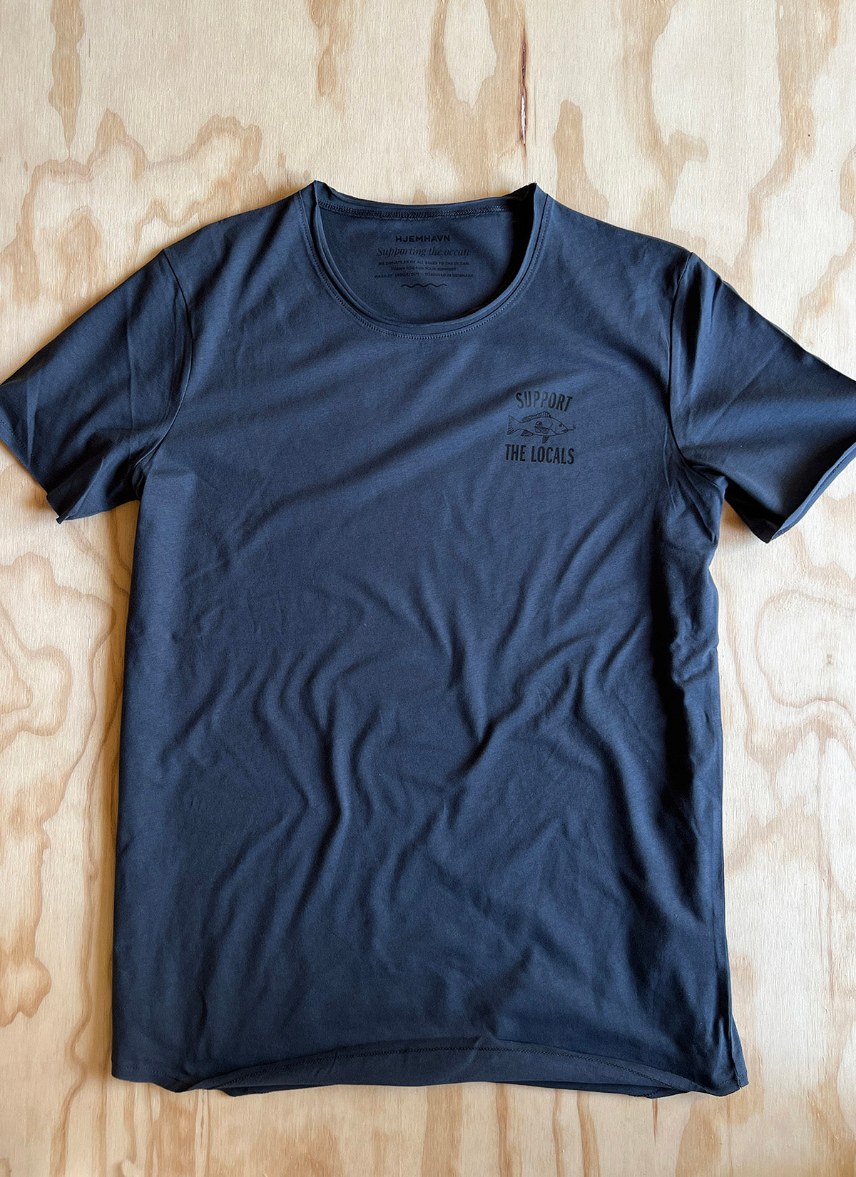 Long Tee "The Locals"