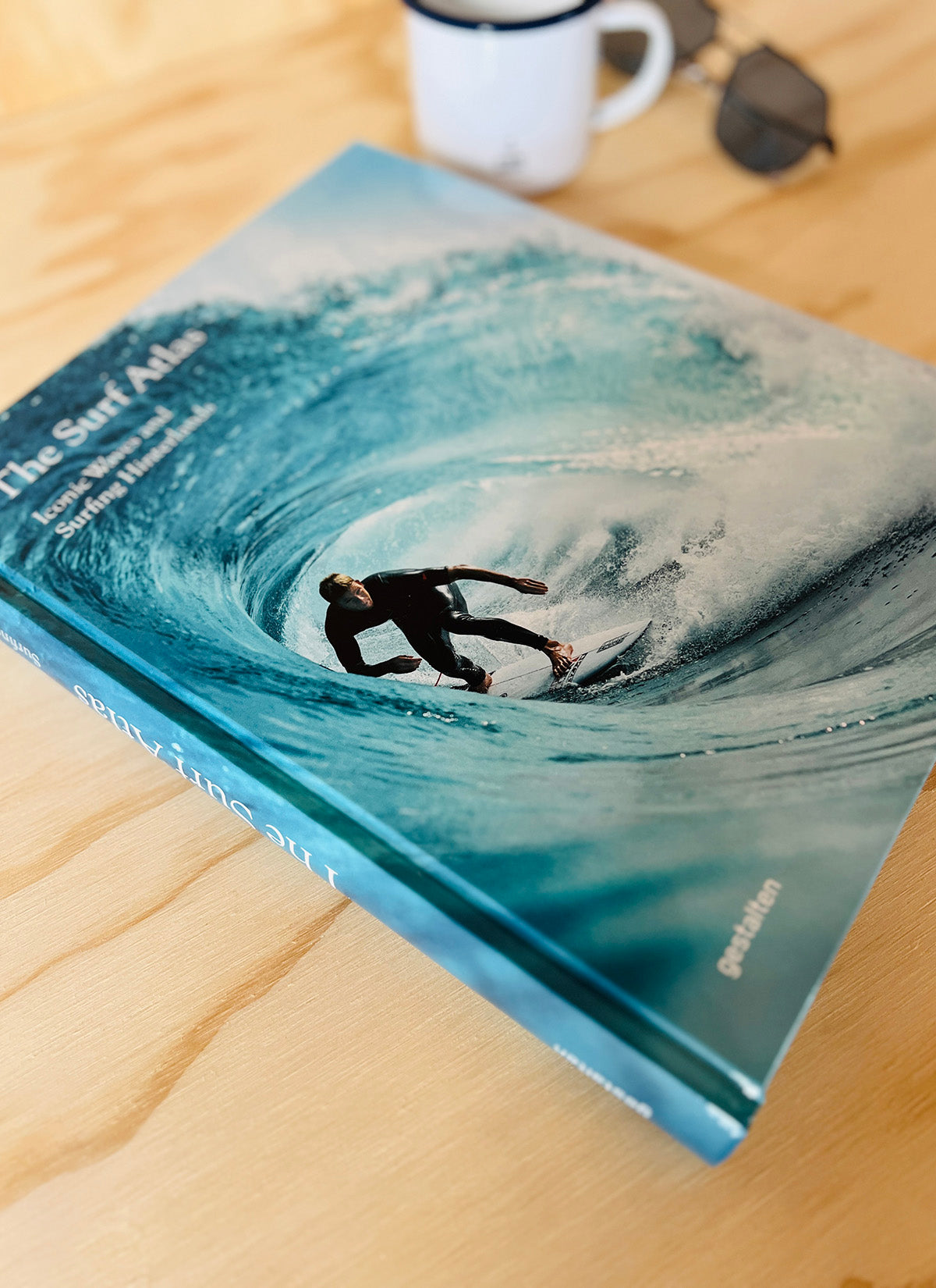 The Surf Atlas - 320 Seiten