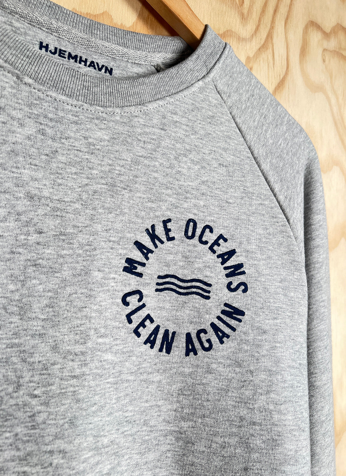 Sweat "Make Oceans Clean Again"