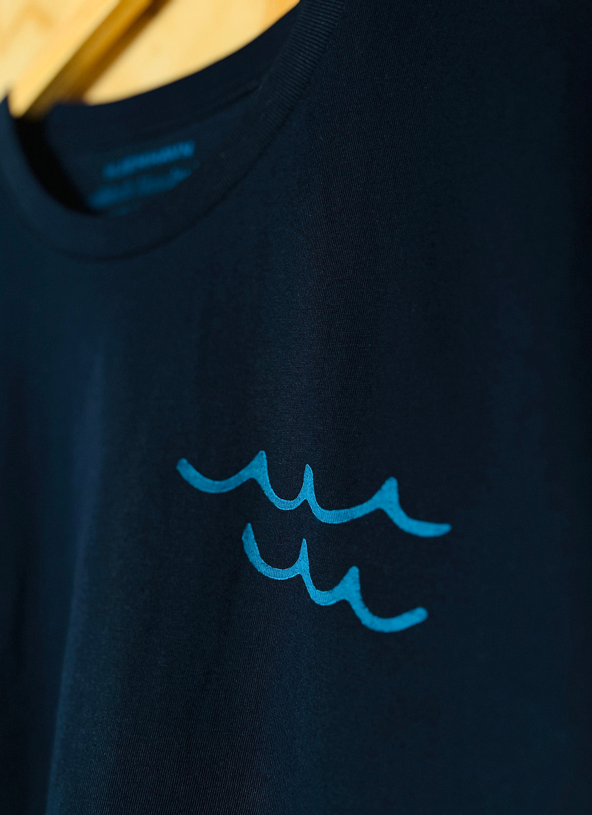 Tee "The Waves"