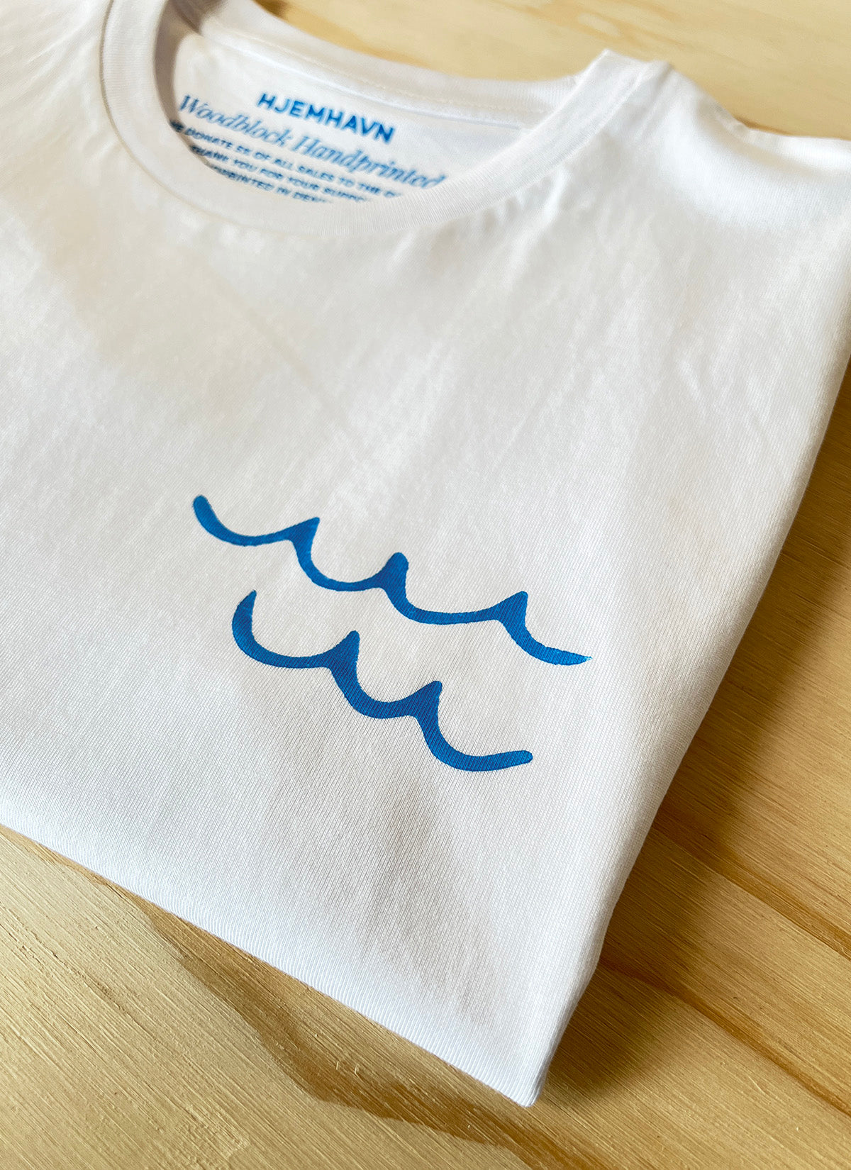 Tee "The Waves"