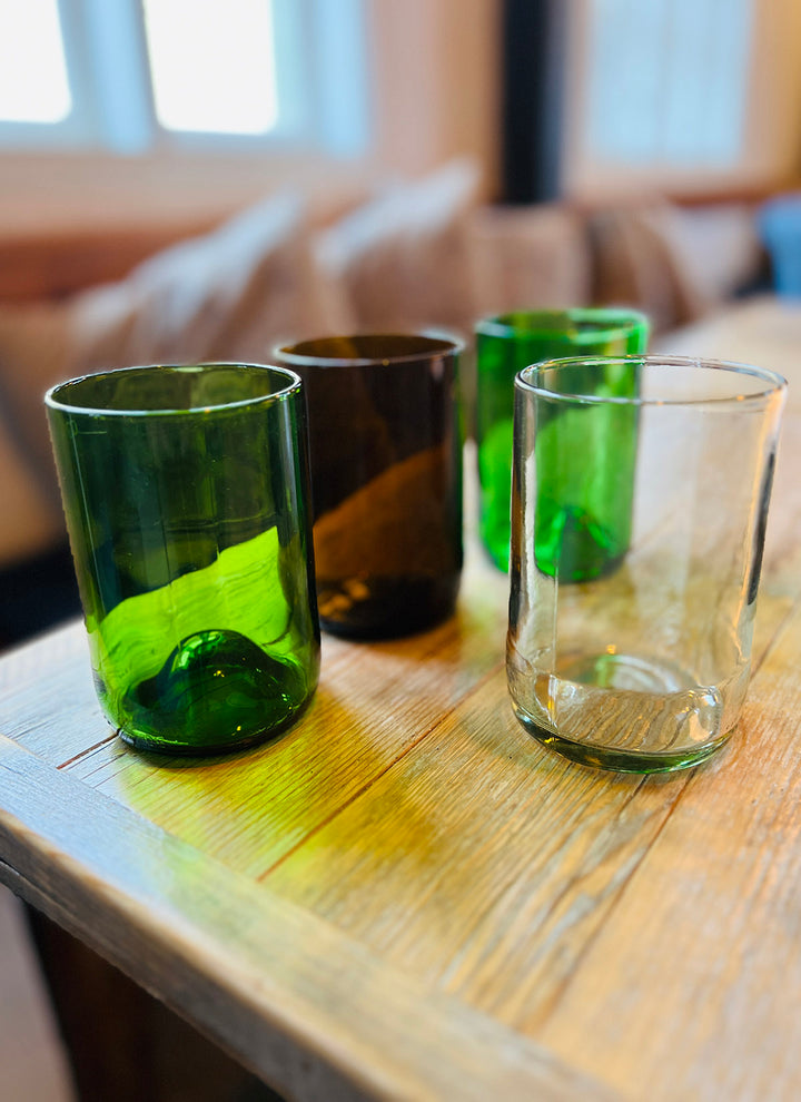 Trinkgläser aus Weinflaschen - Upcycling