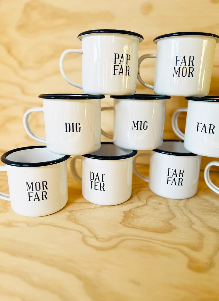 Emaille-becher "Famile" auf Dänisch